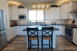 900 W Hermosa Dr, Wickenburg, AZ 85390 - Photo 10