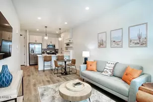9449 N 90th St, Scottsdale, AZ 85258 - Photo 2