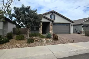 2822 W Blue River Dr, San Tan Valley, AZ 85144 - Photo 2