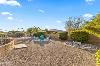 9908 W Prairie Hills Circle, Sun City, AZ 85351 - Photo 30