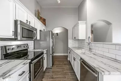 2075 S Peppertree Drive, Gilbert, AZ 85295 - Photo 8