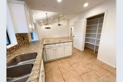 1823 E Juniper Circle, Mesa, AZ 85203 - Photo 10