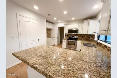 1823 E Juniper Circle, Mesa, AZ 85203 - Photo 8