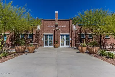 21057 W Almeria Road, Buckeye, AZ 85396 - Photo 38