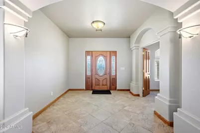 21280 W Vista Royale Drive, Wickenburg, AZ 85390 - Photo 8