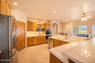 21280 W Vista Royale Dr, Wickenburg, AZ 85390 - Photo 8