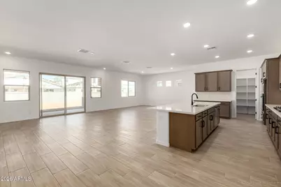 22694 E Diana Way, Queen Creek, AZ 85142 - Photo 6