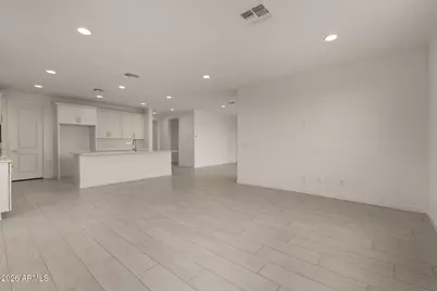 18137 W Watkins Street, Goodyear, AZ 85338 - Photo 6