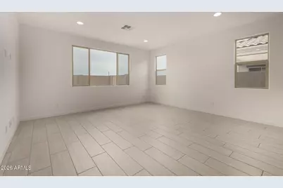 18137 W Watkins Street, Goodyear, AZ 85338 - Photo 12