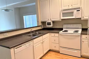 4465 E Paradise Vlg Pkwy S, Phoenix, AZ 85032 - Photo 4