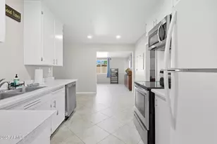 1802 E Meadowbrook Ave, Phoenix, AZ 85016 - Photo 6