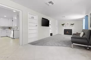 1802 E Meadowbrook Ave, Phoenix, AZ 85016 - Photo 10