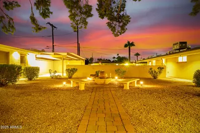 6242 N 12th Place #2, Phoenix, AZ 85014 - Photo 2