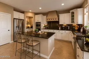 2340 W Bramble Berry Ln, Phoenix, AZ 85085 - Photo 12