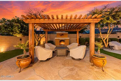 2340 W Bramble Berry Lane, Phoenix, AZ 85085 - Photo 26