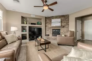 2340 W Bramble Berry Ln, Phoenix, AZ 85085 - Photo 8