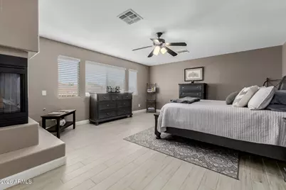 2340 W Bramble Berry Lane, Phoenix, AZ 85085 - Photo 14