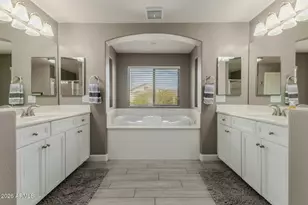 2340 W Bramble Berry Ln, Phoenix, AZ 85085 - Photo 14