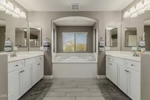 2340 W Bramble Berry Ln, Phoenix, AZ 85085 - Photo 16