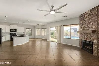 1515 E Apollo Road, Phoenix, AZ 85042 - Photo 6