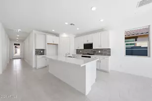 23033 E Diana Way, Queen Creek, AZ 85142 - Photo 2