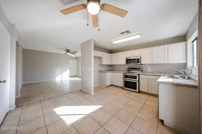 8517 W College Drive, Phoenix, AZ 85037 - Photo 10