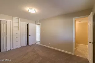 816 E Seldon Ln, Phoenix, AZ 85020 - Photo 14