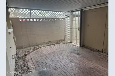 6733 N 44th Avenue, Glendale, AZ 85301 - Photo 8