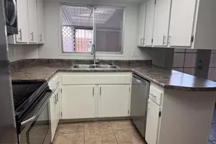 6733 N 44th Ave, Glendale, AZ 85301 - Photo 2