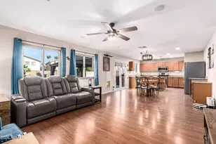 16852 W Central St, Surprise, AZ 85388 - Photo 10