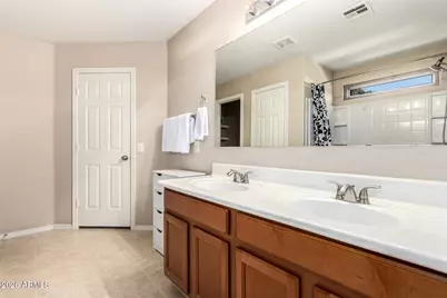 16852 W Central Street, Surprise, AZ 85388 - Photo 22