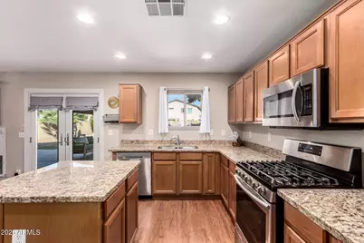 16852 W Central Street, Surprise, AZ 85388 - Photo 16