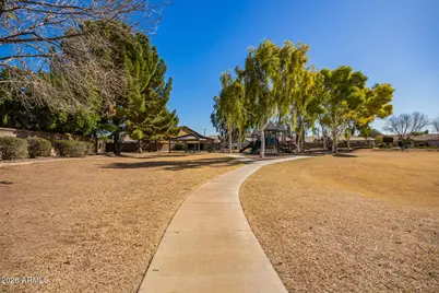 16852 W Central Street, Surprise, AZ 85388 - Photo 46