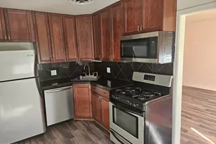 1508 E Highland Ave, Phoenix, AZ 85014 - Photo 4