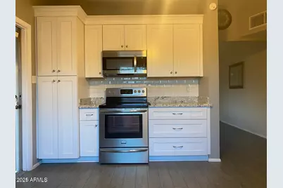 325 E Continental Drive, Tempe, AZ 85288 - Photo 6