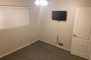 325 E Continental Dr, Tempe, AZ 85288 - Photo 8