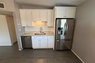 325 E Continental Dr, Tempe, AZ 85288 - Photo 8