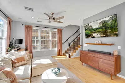 2446 E Roma Avenue, Phoenix, AZ 85016 - Photo 8