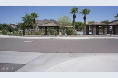 26550 N 53rd Glen, Phoenix, AZ 85083 - Photo 2