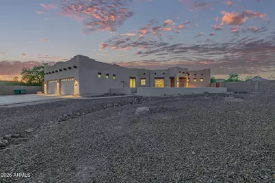 1916 E Primrose Path, Phoenix, AZ 85086 - Photo 2