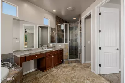 1916 E Primrose Path, Phoenix, AZ 85086 - Photo 18