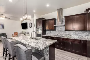 30709 N 251st Ave, Wittmann, AZ 85361 - Photo 8