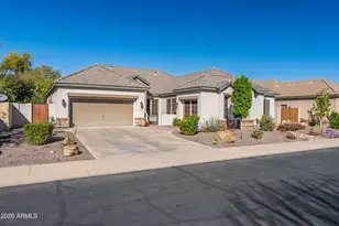 2384 E Grand Canyon Dr, Chandler, AZ 85249 - Photo 2