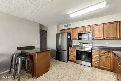 2530 N 58th Avenue, Phoenix, AZ 85035 - Photo 16