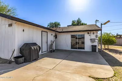 2530 N 58th Avenue, Phoenix, AZ 85035 - Photo 34