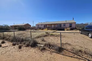 2493 N Calle Segundo, Huachuca City, AZ 85616 - Photo 1