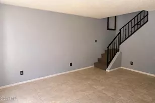 286 W Palomino Dr, Chandler, AZ 85225 - Photo 2