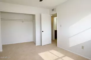 286 W Palomino Dr, Chandler, AZ 85225 - Photo 6