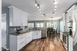 2302 E Paraiso Dr, Phoenix, AZ 85024 - Photo 8