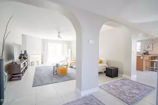 1201 E Rowlands Ln, Phoenix, AZ 85022 - Photo 12